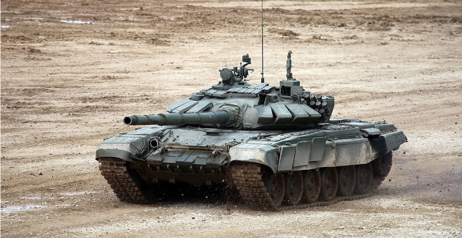 India Signs $248 Mn Deal with Russia for Procuring Engines for T-72 Tanks for Indian Army