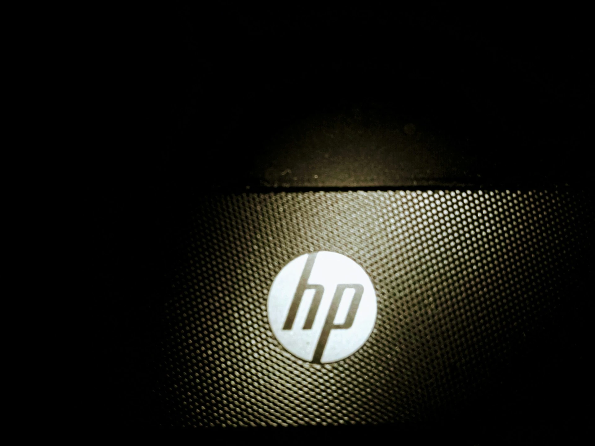 HP Bets Big on India: Plans 100% Local PC Manufacturing in 3–5 Years